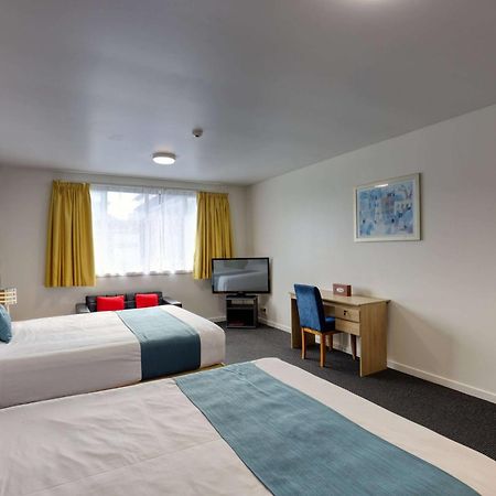 Ramada By Wyndham, Hamilton City Center Kültér fotó