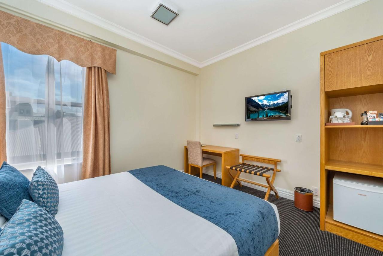 Ramada By Wyndham, Hamilton City Center Kültér fotó