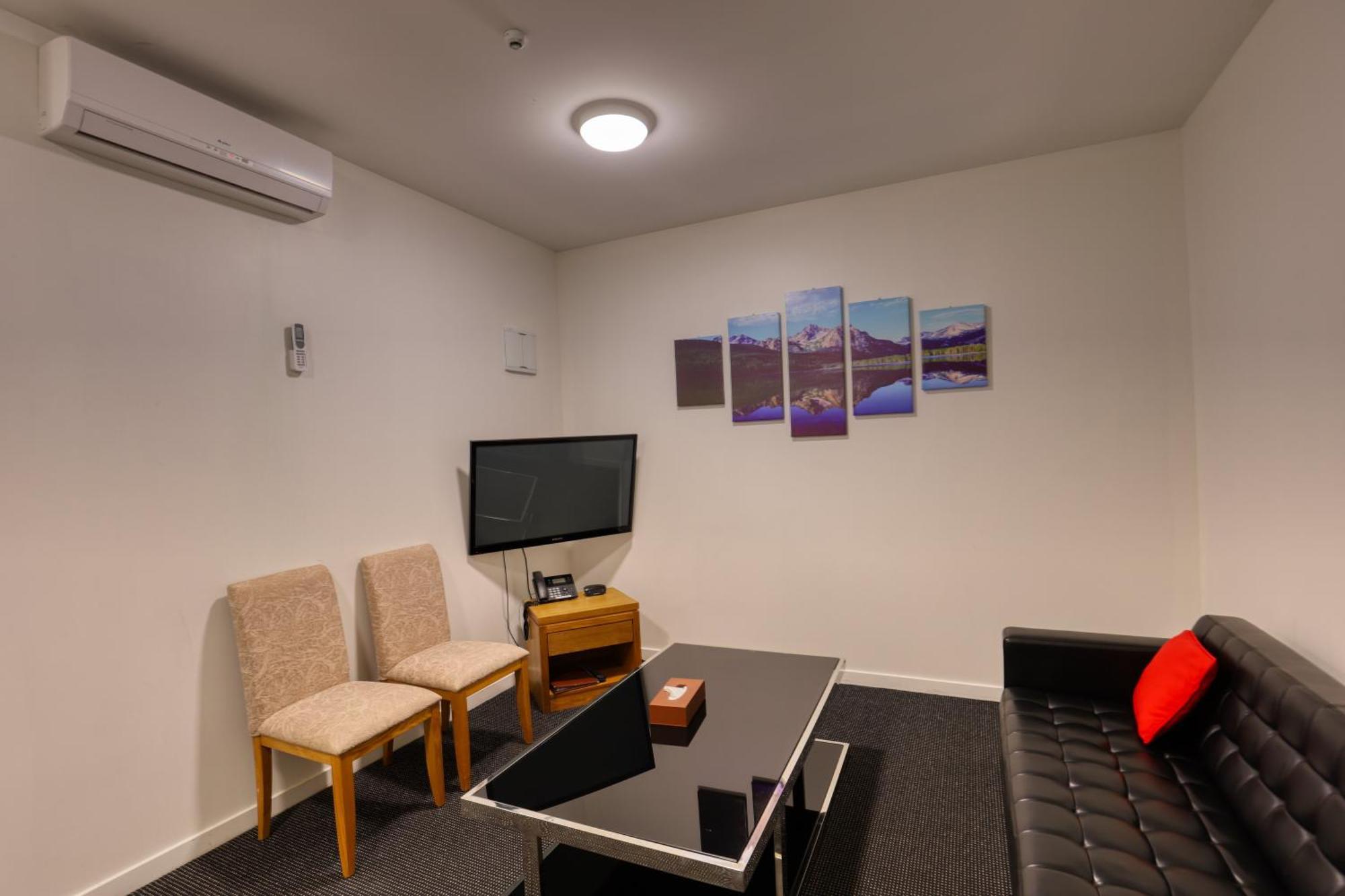 Ramada By Wyndham, Hamilton City Center Kültér fotó