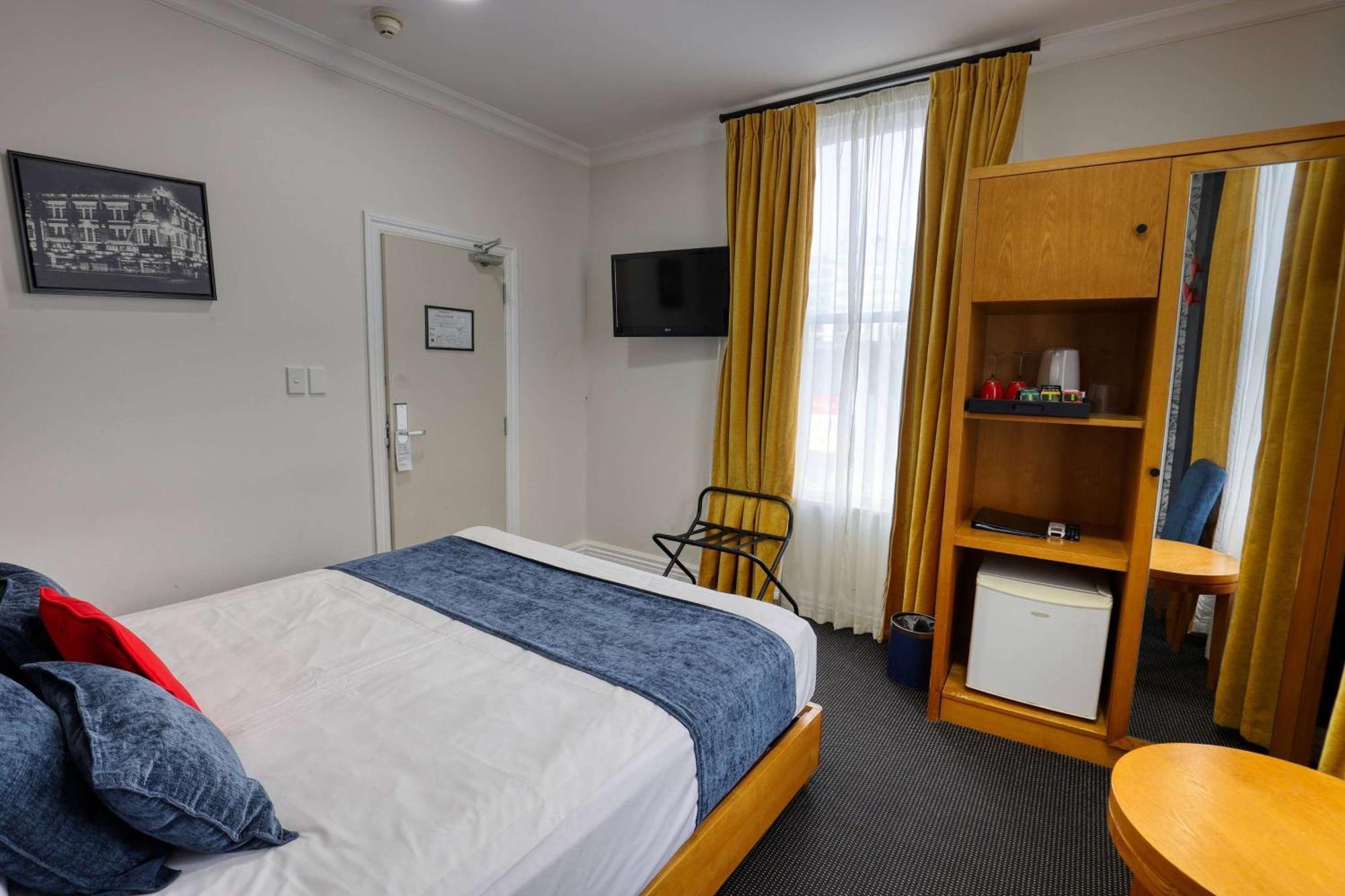 Ramada By Wyndham, Hamilton City Center Kültér fotó