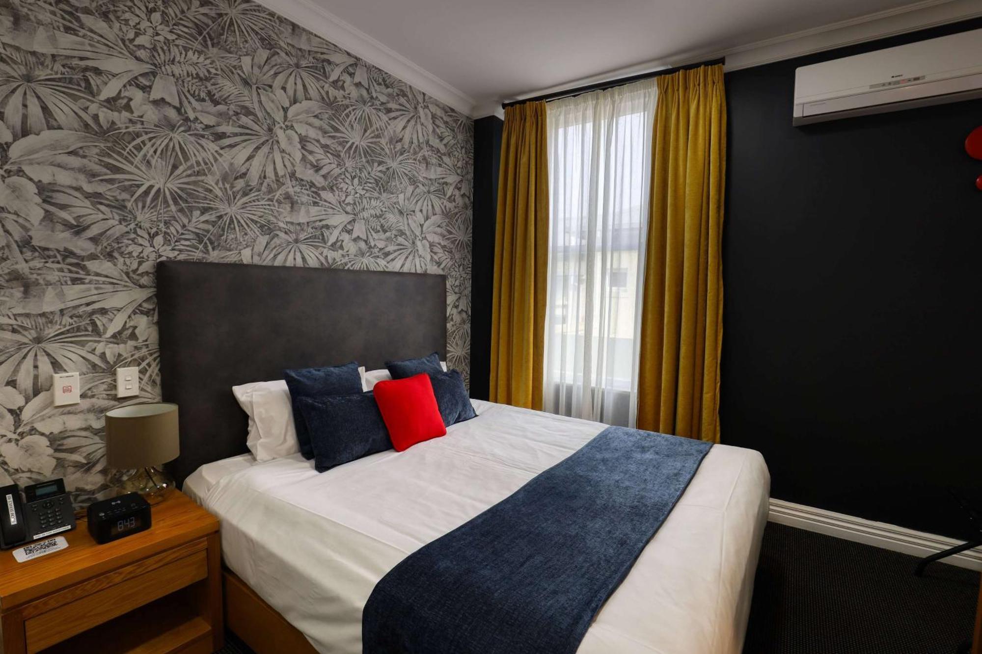 Ramada By Wyndham, Hamilton City Center Kültér fotó